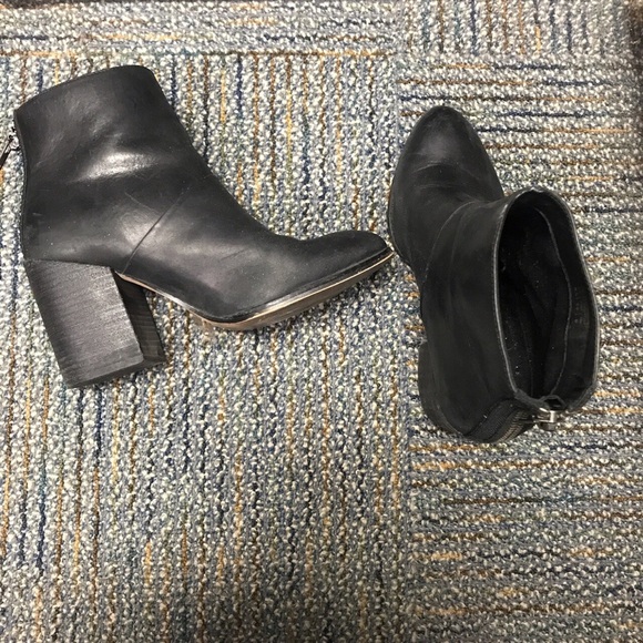 Aldo  Boots - Picture 3 of 3